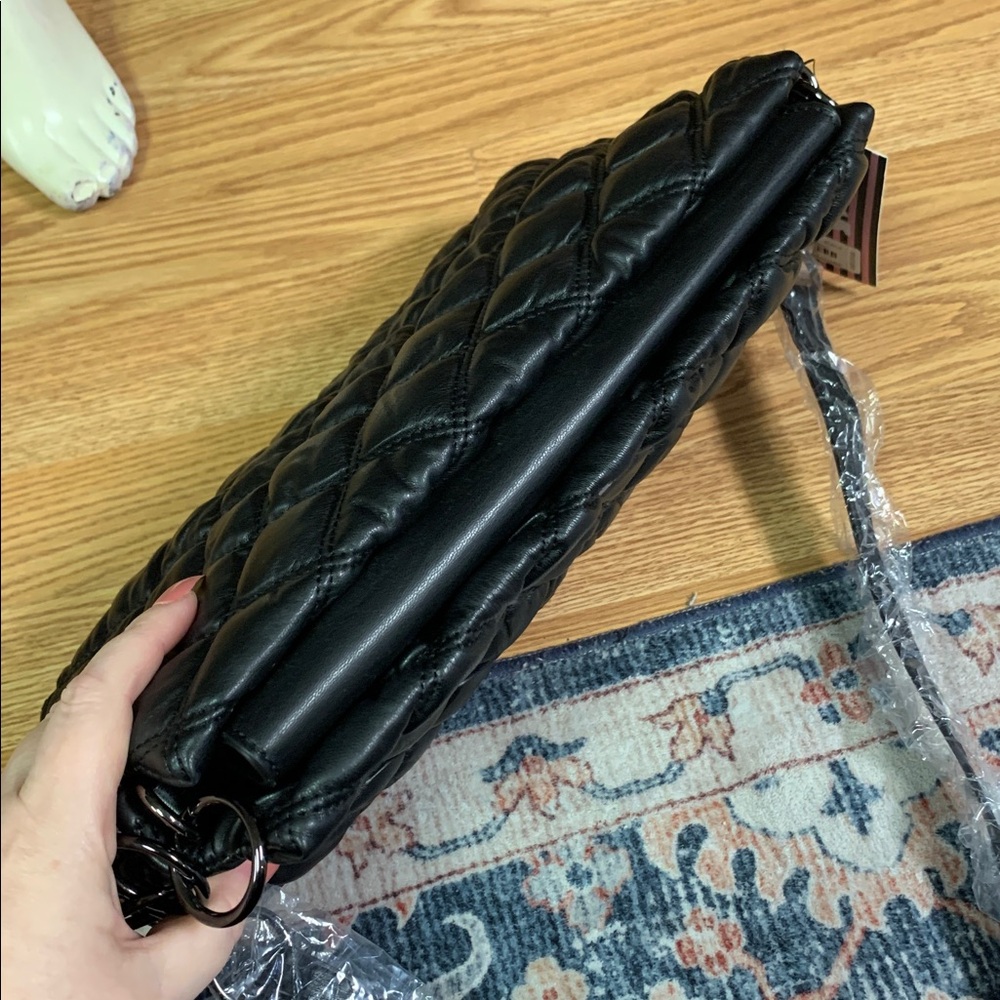 Gilda Paris Elegant Black Quilted Women's Bag waffle chain new - Picture 3 of 6
